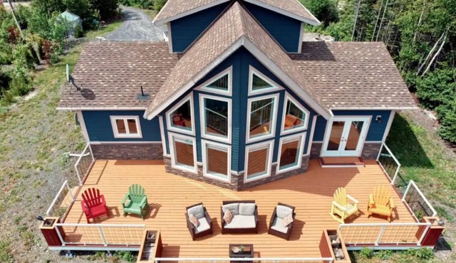 Stunning Ocean View Home in Summerford