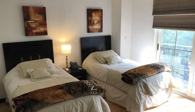 Suite G, 2BA/2BR, apartment in San Pedro Garza García, Centrito Valle in San Pedro Garza García