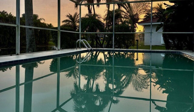 Sundrenched Florida Paradise !