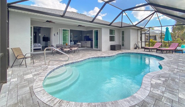 Sunset Retreat, Sleeps 6, heated pool