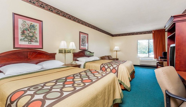 Super 8 by Wyndham Piedmont Greenville Area in Piedmont
