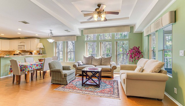 Swim, Golf & Relax: Family Gem in North Fort Myers