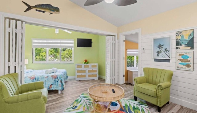 The Palms Cottage One- A Green Haven on Sanibel
