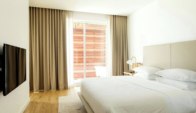The Sarasota Modern, a Tribute Portfolio Hotel