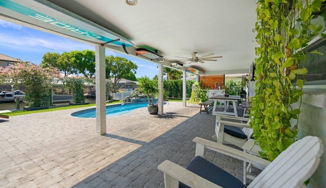 The Waterfront Family Oasis- Pool, Dock & Relaxing Backyard