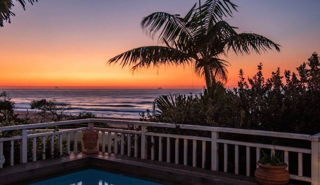 Tropical beachfront villa in Umdloti - Endless summers in eMdloti