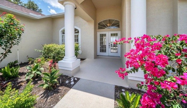 Two Master suites, Two living rooms, awesome lake view enjoy Florida sunsets!