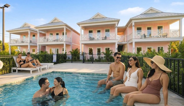 Vecina - Book the entire 16 room complex! in St. Augustine