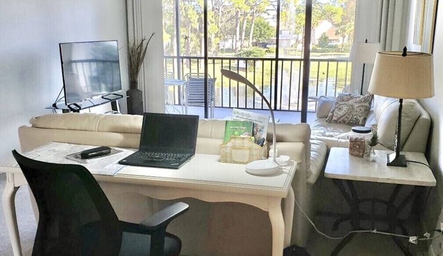 Venice 2 BDR condo. Available: Summer Rates. Long terms ok.