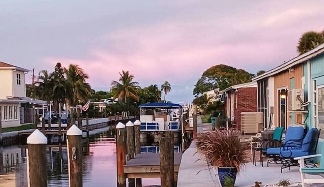 Waterfront Getaway Island Beach Villa at Longboat Key