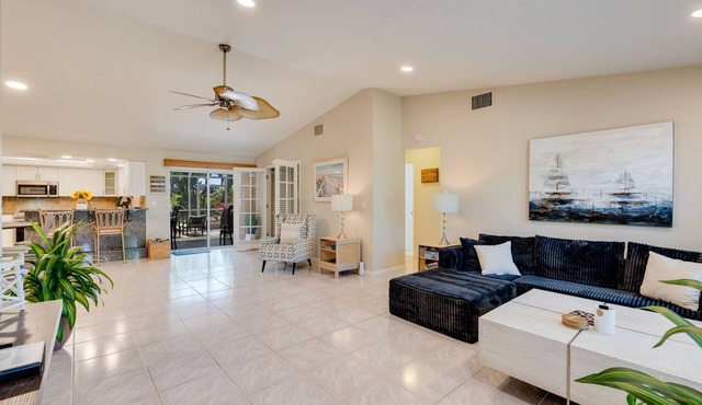 Waterfront Oasis - Fish from Backyard, Heated Pool & Spa