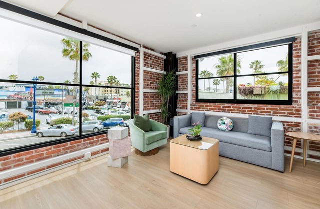 The Brick Hotel Oceanside 