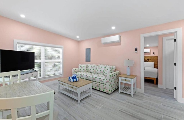Sandpiper Inn 
