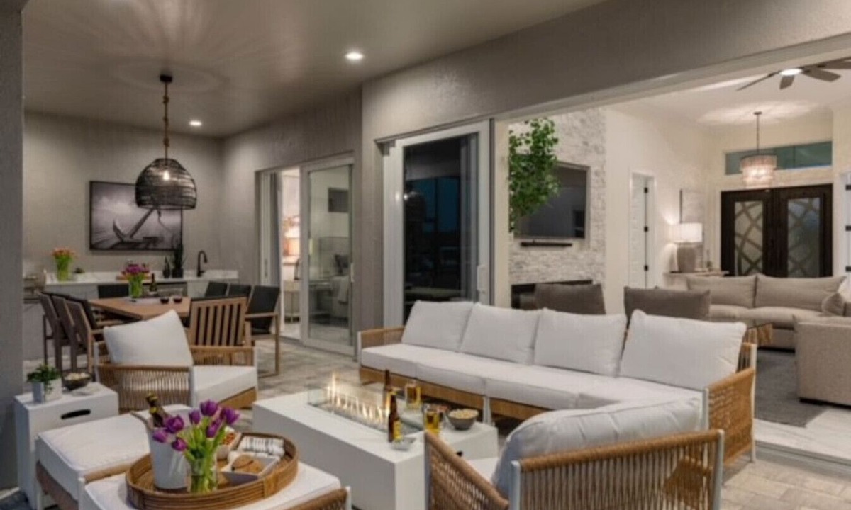 Pelican House | Bougee Waterfront with Salt Water Pool/Spa/Game Rm