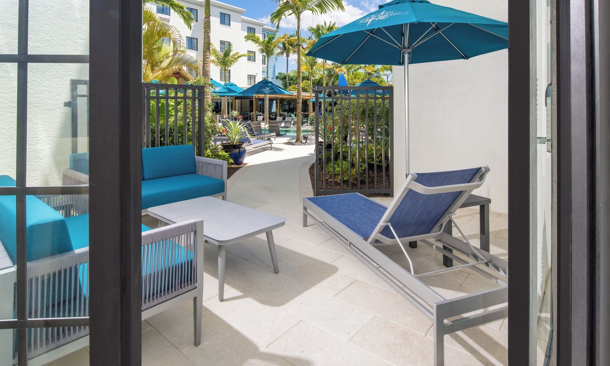 Park Shore Hotel | Compass by Margaritaville Hotel Naples