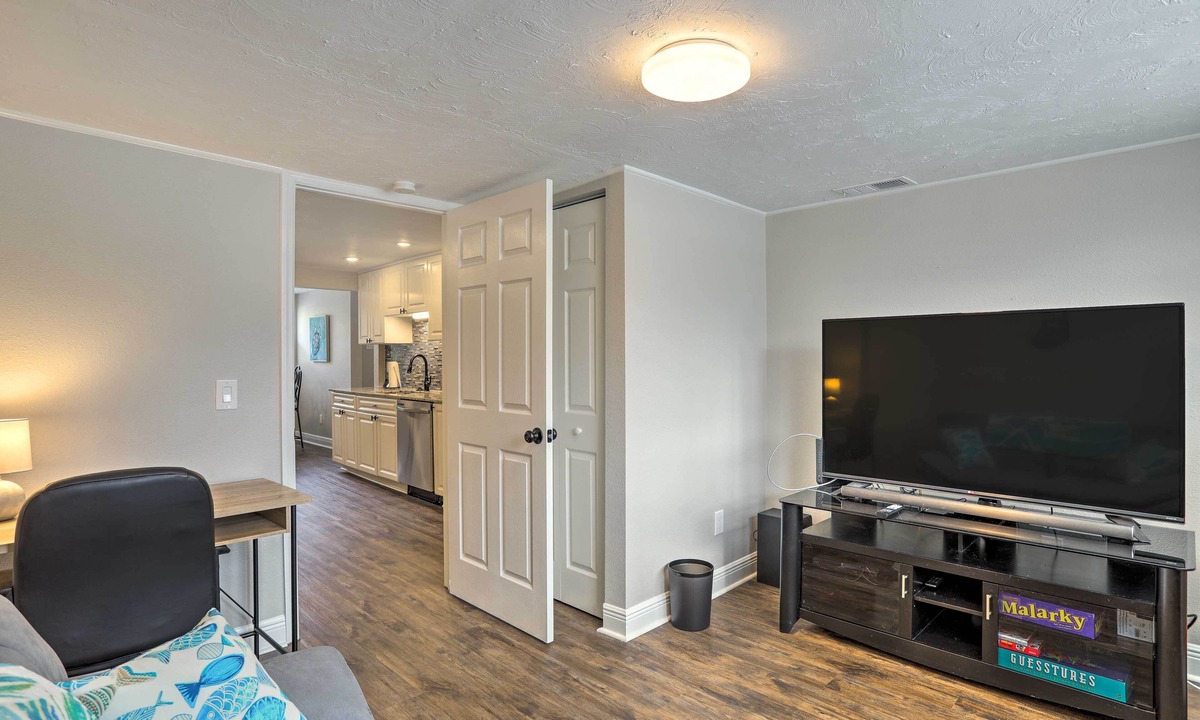 Gulfport House | Gulfport Pet-Friendly 4BR House Near Beach