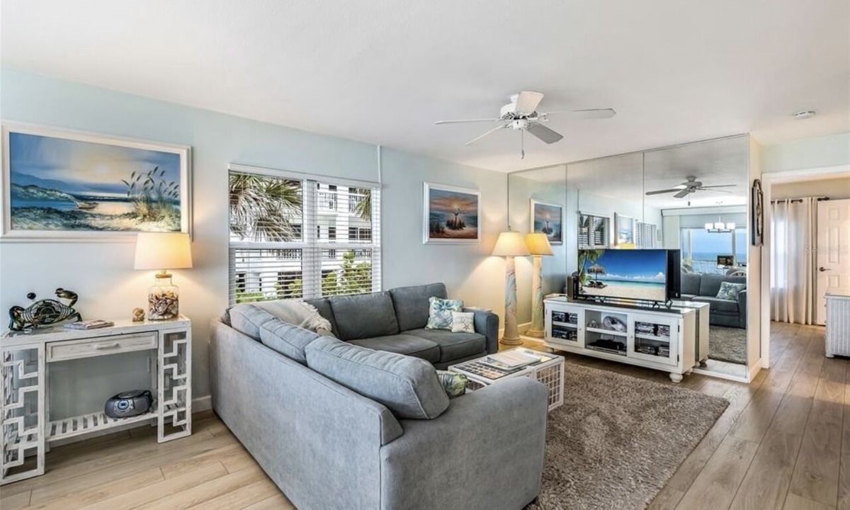 Englewood Condo | Oceanfront, On The Beach, Dog Friendly Condo with Panoramic Views of the Gulf!