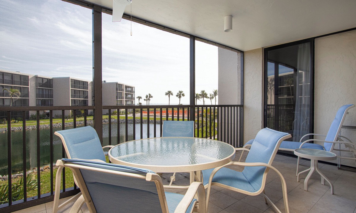 Beachview Country Club Estates Condo | Gulf View, Two Bedroom Unit with Den - Sundial R203