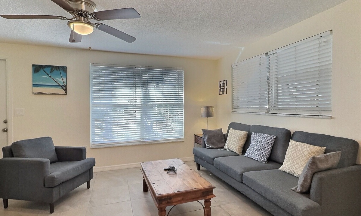 Siesta Key Condo | Renovated condo with easy beach access on Siesta