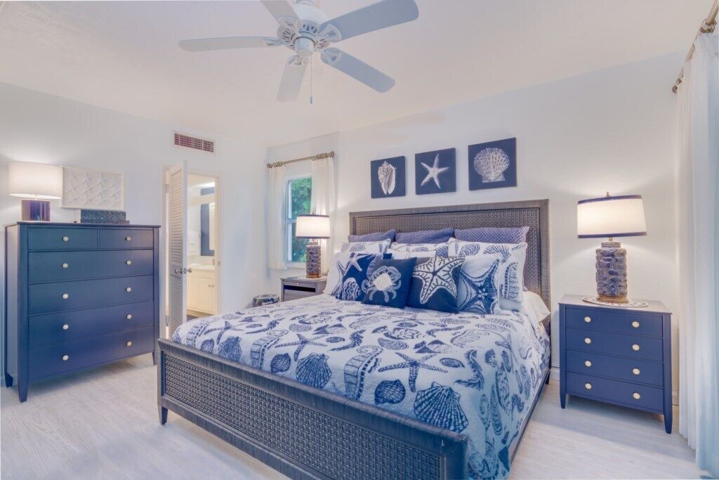 Sanibel Condo | Direct Gulf Front Views ! Amazing Views !
