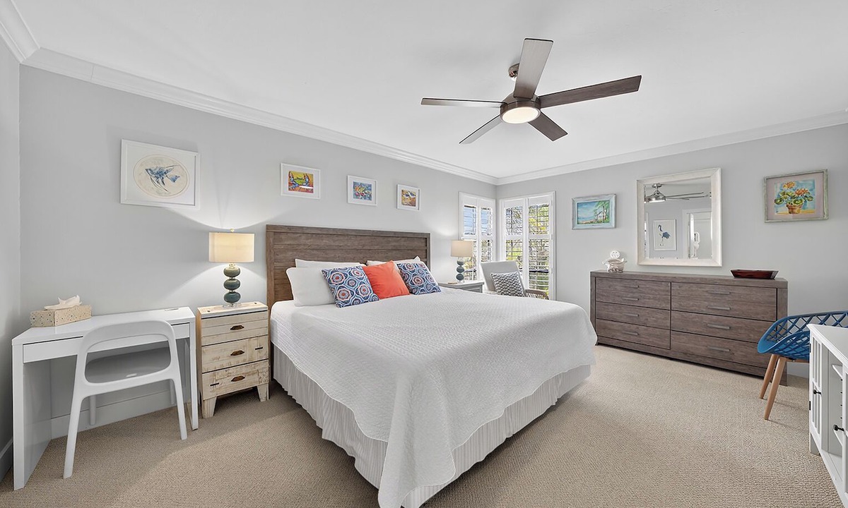 Sanibel Condo | Blind Pass A205: Renovated West End Condo by Beach