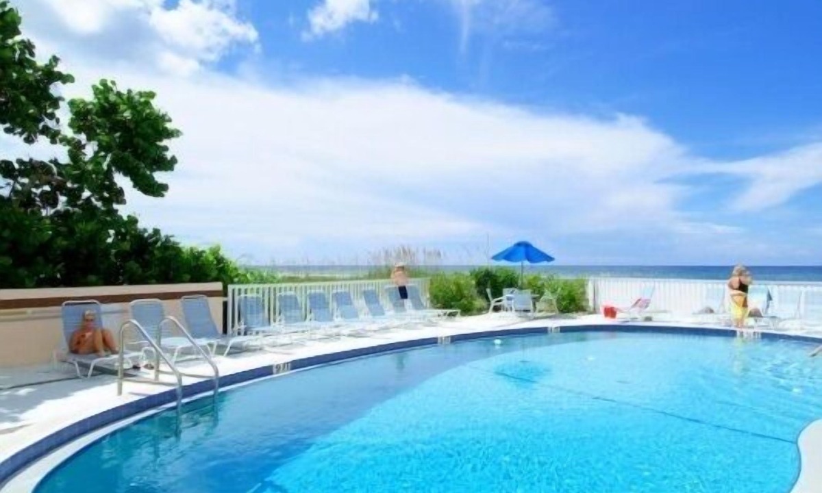 Longboat Key Condo | Beachcomber unit 501