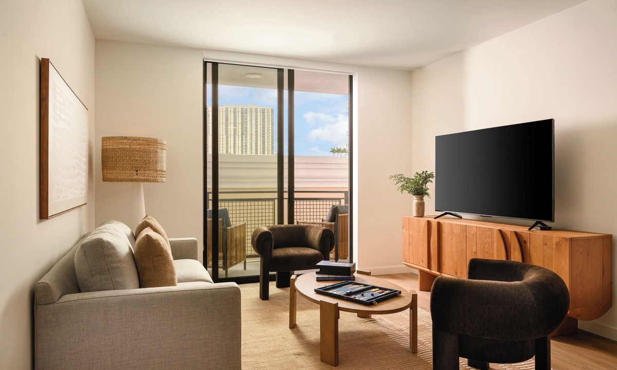 Midtown Apartment | 2 Bedroom Suite w/Balcony, Rooftop Pool | Boutique Hotel in Edgewater | Sense28