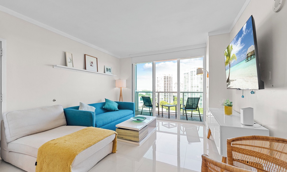 Coconut Grove Apartment | Boutique Coconut Grove Residences by Ilios Rentals