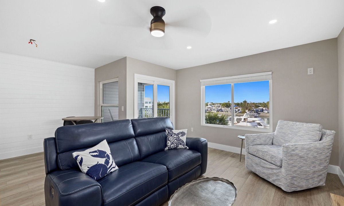 Englewood Condo | Chadwick Cove Resort & Marina