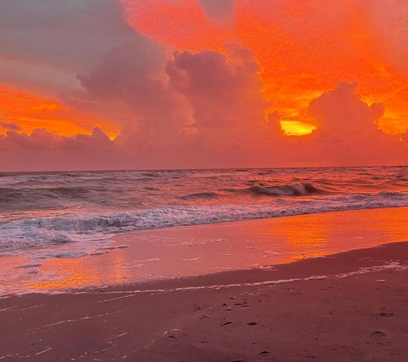 Grove City House | The Salty Sister Bayside Retreat Near Manasota Key Sleeps 6