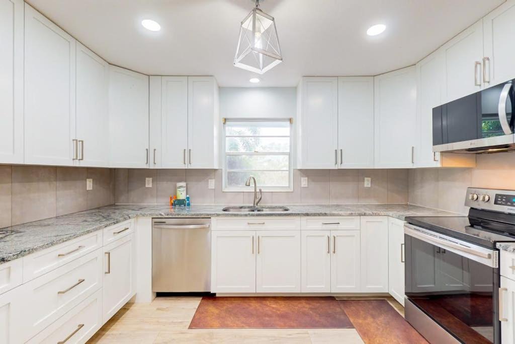 West Bradenton House | Tranquil Days