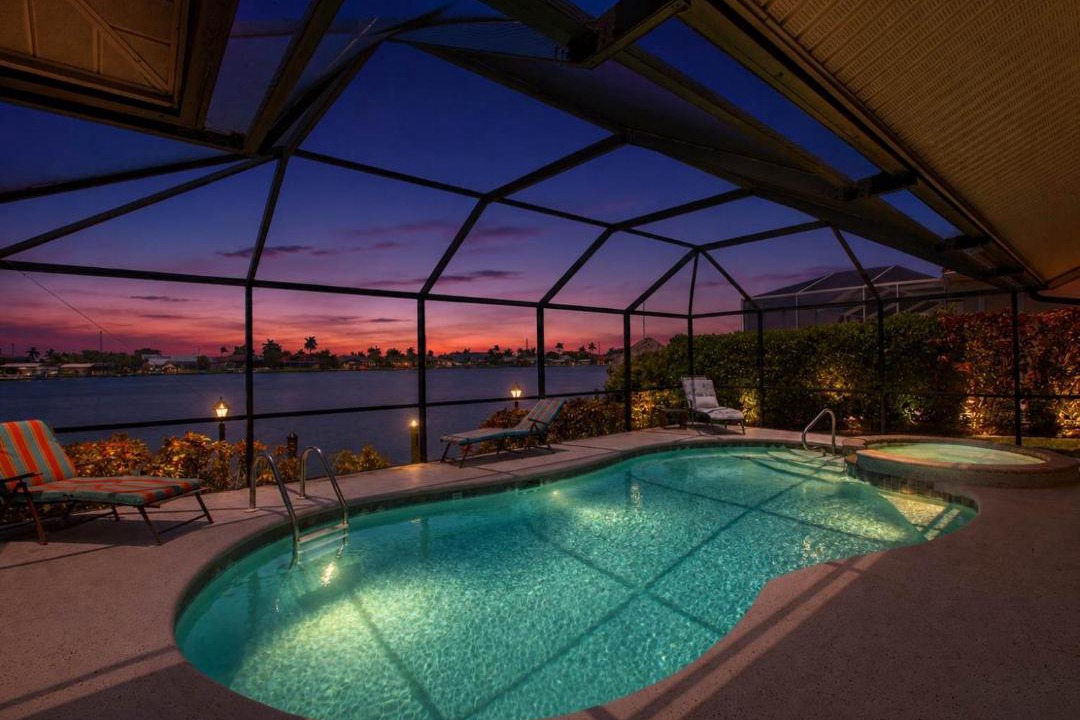 Eight Lakes Apartment | Your Personal Waterfront Paradise Awaits
