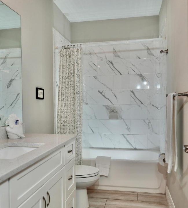 Cypress Lake House | SWFL Lake McGregor Home Entire Home