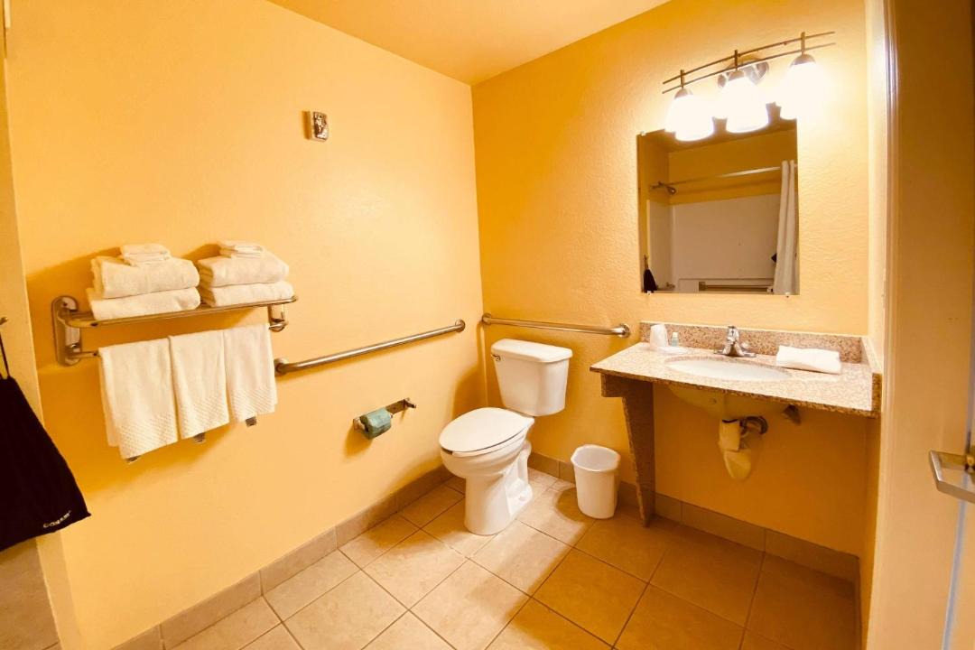 Fort Myers Hotel | Suburban Studios Fort Myers Cape Coral