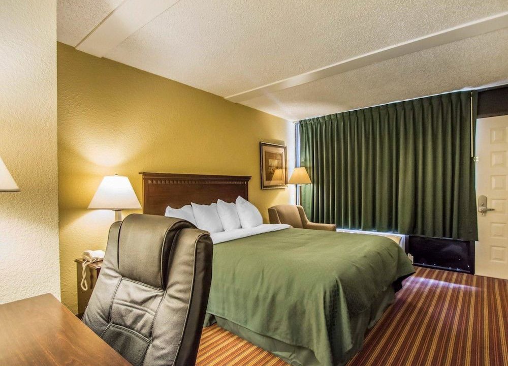 Photo of Bedroom in Disston Heights