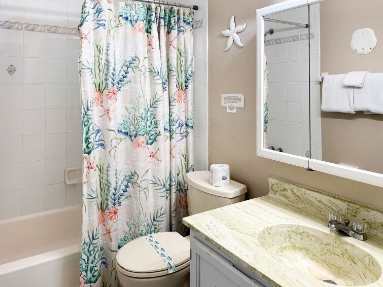 Photo of Bathroom in Holmes Beach