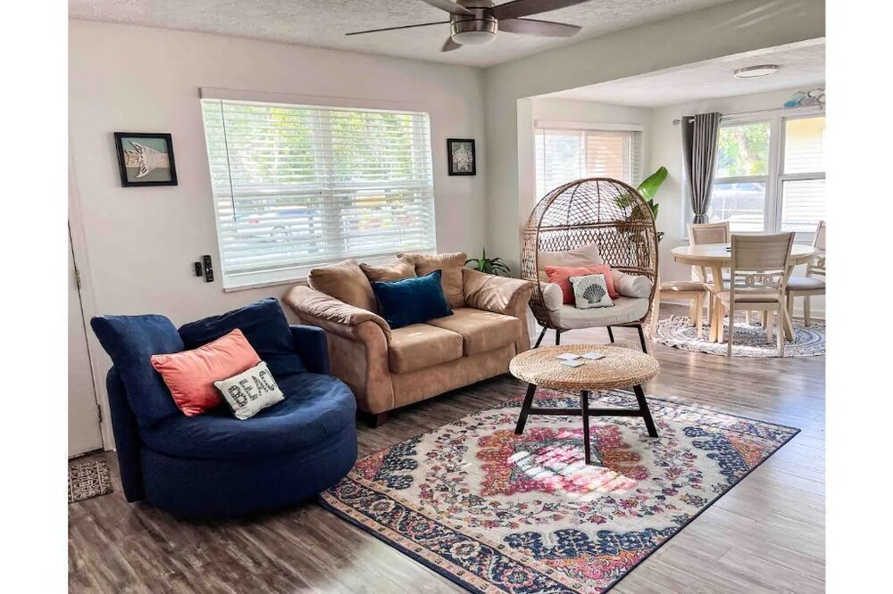 Photo of Livingroom in Bayou Oaks