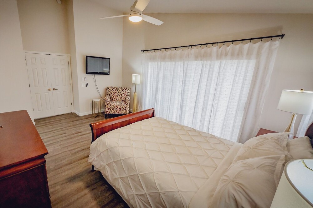 Photo of Bedroom in Placida