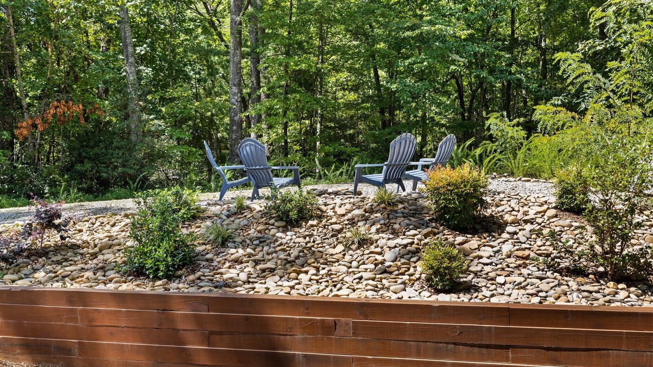 Photo of Outdoor in Saluda