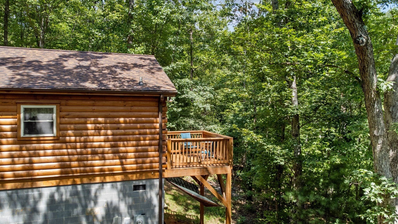 Photo of Outdoor in Saluda