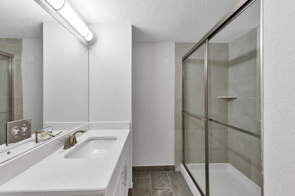 Photo of Bathroom in Indian Beach Sapphire Shores