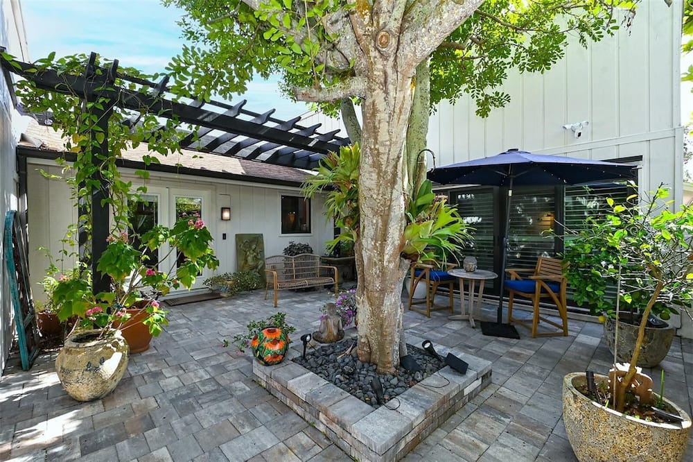 Photo of Outdoor in Bay Isle