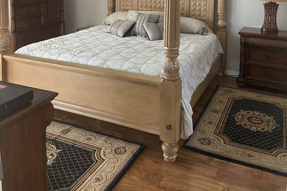 Photo of Bedroom in Burnt Store Marina