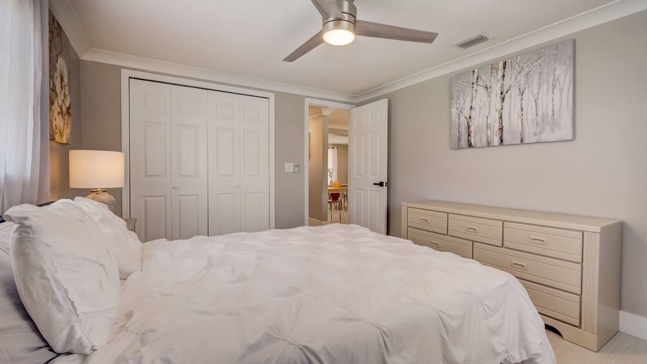 Photo of Livingroom in Englewood