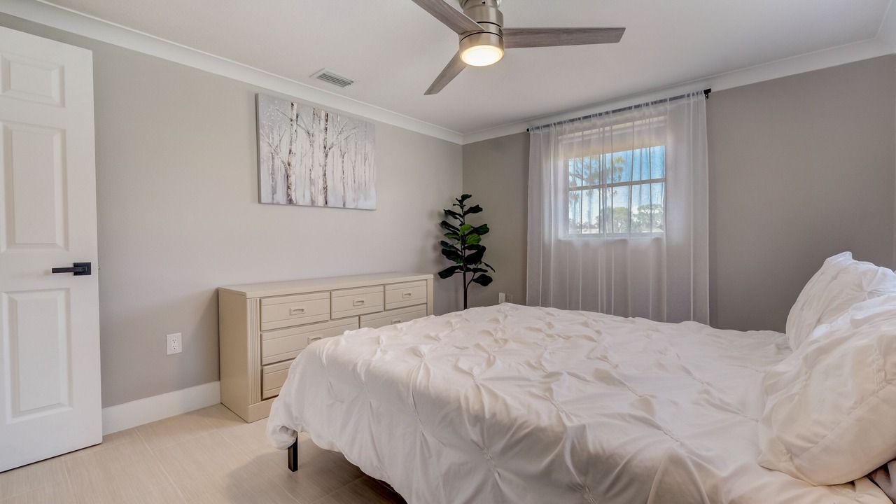 Photo of Livingroom in Englewood