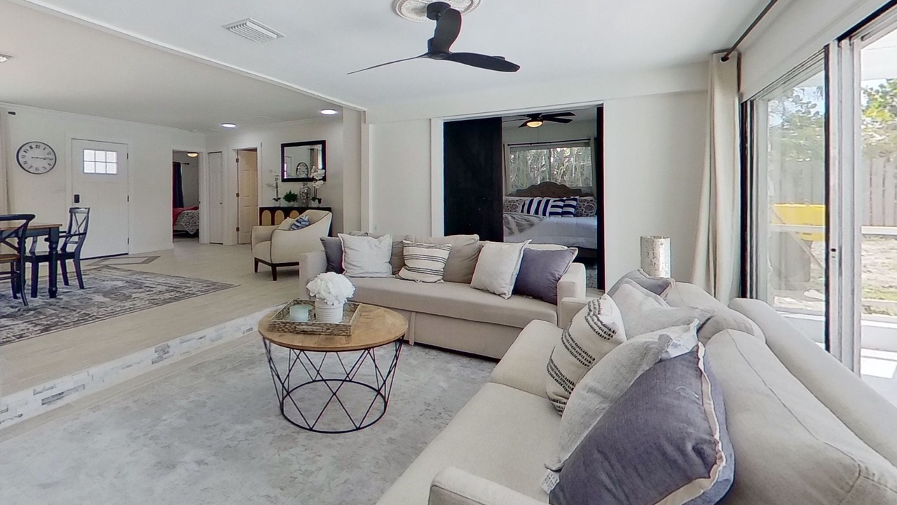 Photo of Livingroom in Fort Myers