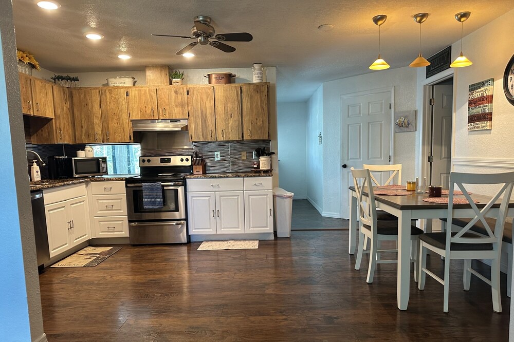 Photo of Kitchen in Englewood East