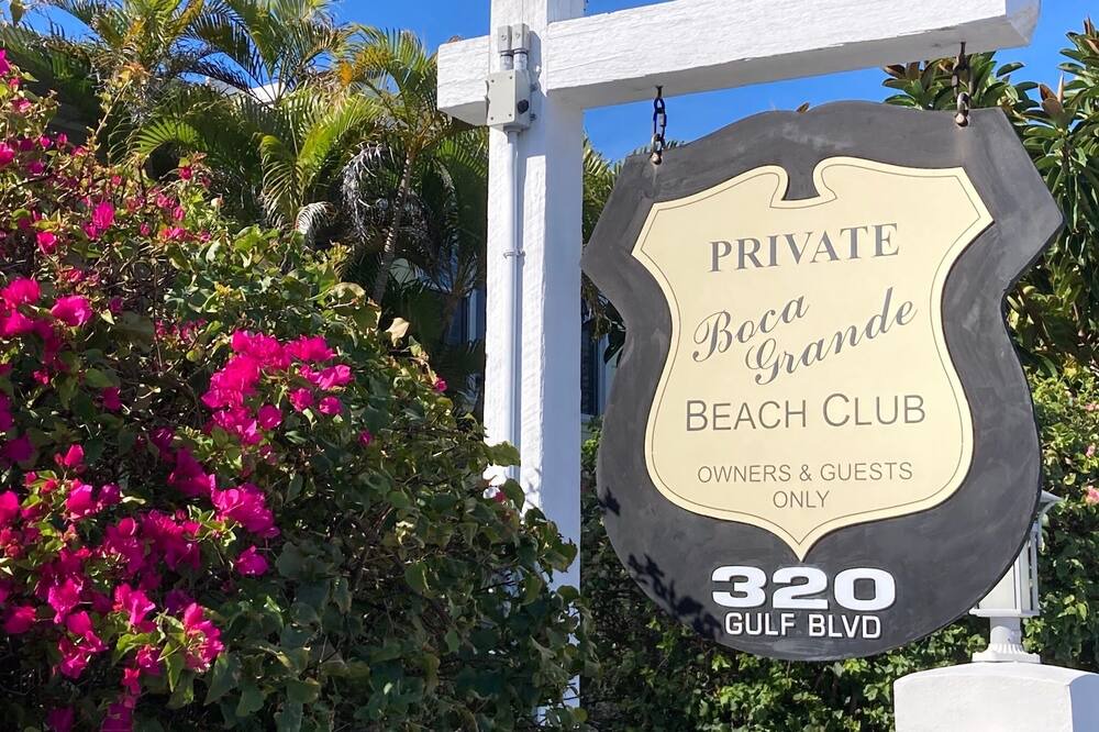 Photo of Outdoor in Golden Beach