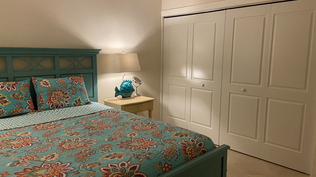 Photo of Bedroom in Pelican Bay