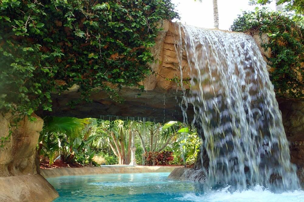 Photo of Outdoor in Estero
